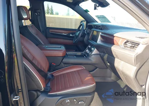 2024 GMC Yukon Xl 4Wd Denali Ultimate z USA, uszkodzony, nr VIN 1GKS2KKT3RR276871